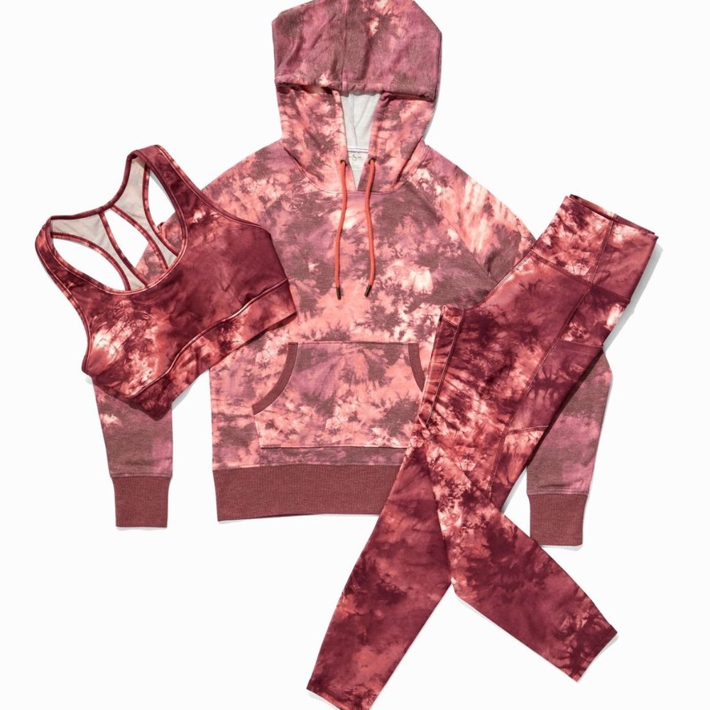Jessica Simpson After The Storm Activewear Set
